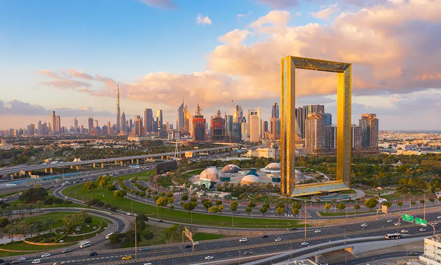Dubai-Capion.webp